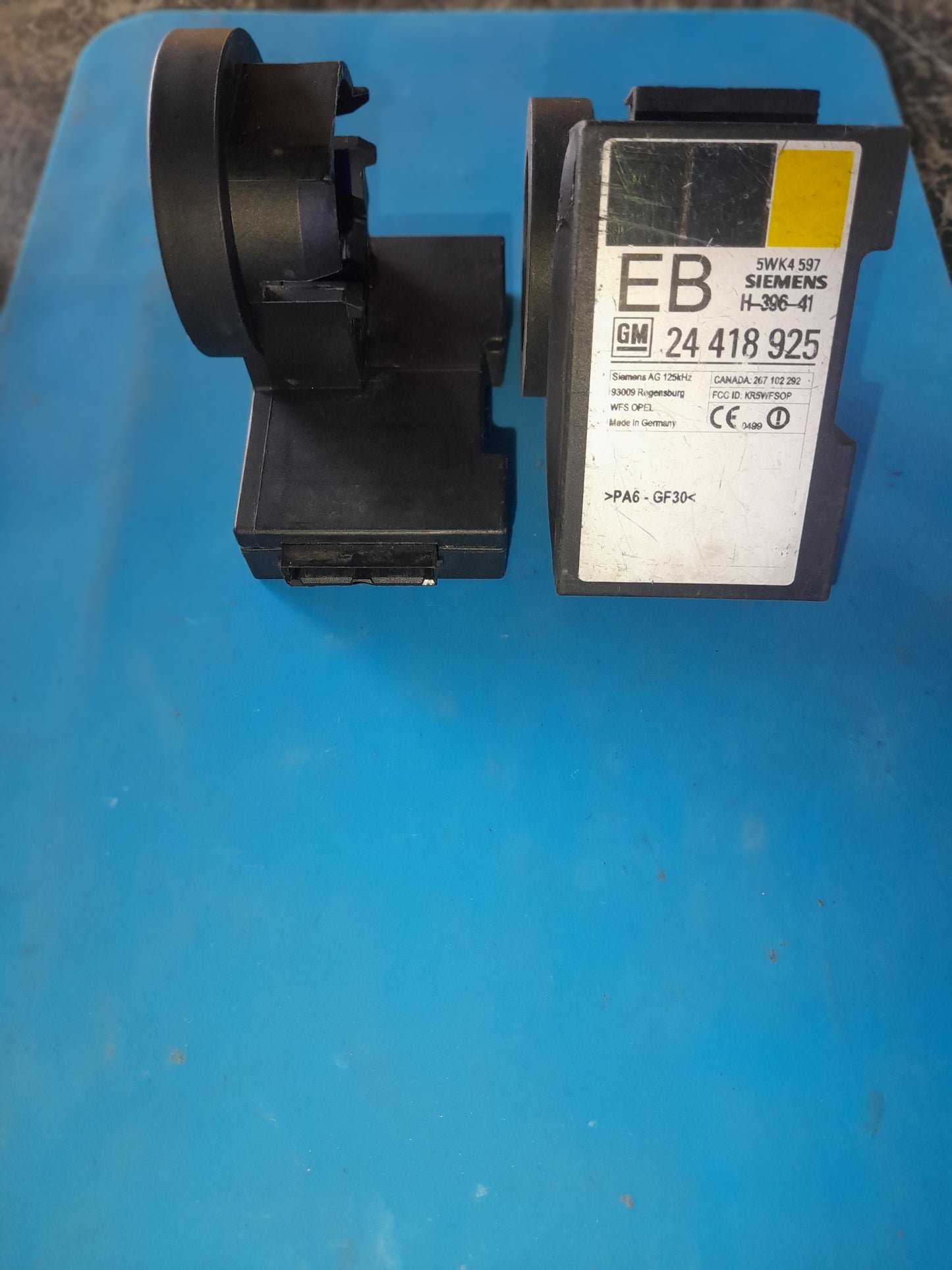 Opel Corsa key reader