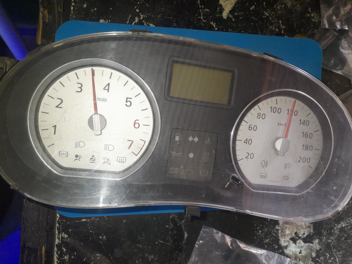 Nissan NP200 Cluster