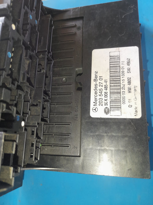 Mercedes 203 front Fuse Box/sam